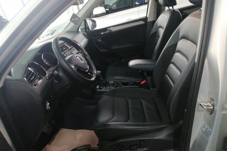 Used Volkswagen Tiguan L 2018 330TSI Automatic Two-Wheel Drive Luxury Edition Left Front Seat