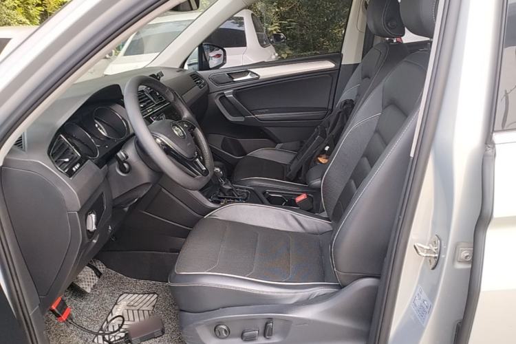 Used Volkswagen Tiguan L 2018 330TSI Automatic Two-Wheel Drive Flagship Edition Left Front Seat