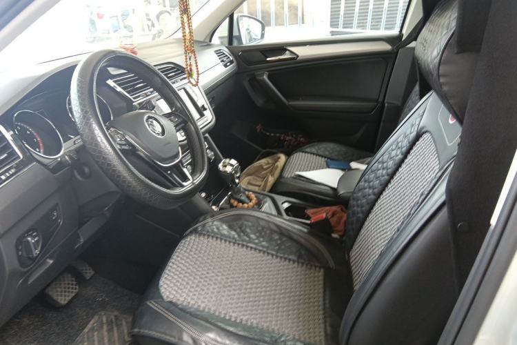 Used Volkswagen Tiguan L 2018 Facelift 330TSI Automatic Two-Wheel Drive Luxury Edition Left Front Seat