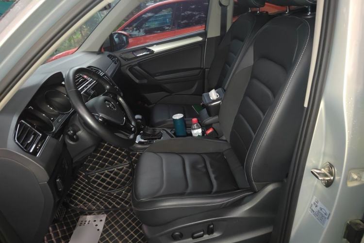 Used Volkswagen Tiguan L 2018 330TSI Automatic Two-Wheel Drive Luxury Edition Left Front Seat