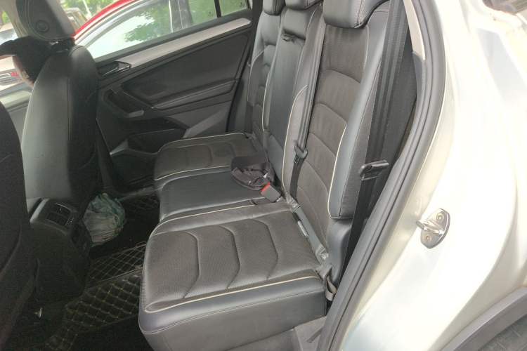 Used Volkswagen Tiguan L 2018 Revised 330TSI Automatic Two-Wheel Drive Flagship Edition Left Rear Seat