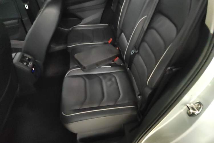 Used Volkswagen Tiguan L 2018 380TSI Automatic All-Wheel Drive Flagship Edition Left Rear Seat