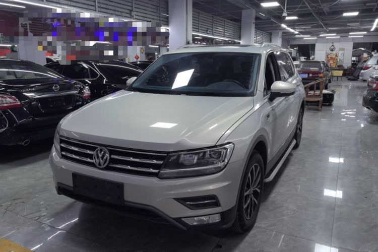Used Volkswagen Tiguan L 2018 330TSI Automatic Two-Wheel Drive Luxury Edition Guazi used car, China used car export, Used car for sale, Used  cars, Cheapest cars for sale