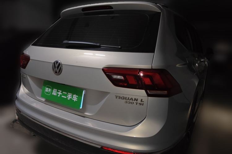 Used Volkswagen Tiguan L 2018 330TSI Automatic Two-Wheel Drive Luxury Edition Rear