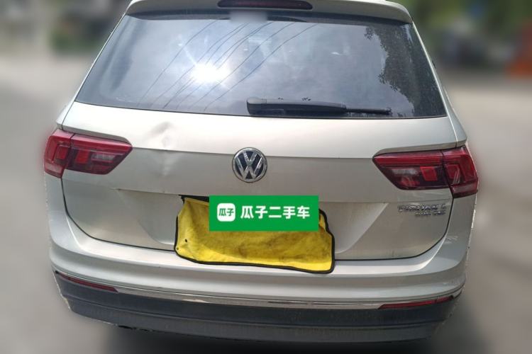 Used Volkswagen Tiguan L 2018 330TSI Automatic Two-Wheel Drive Luxury Edition Rear