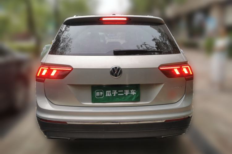 Used Volkswagen Tiguan L 2018 Revised Version 380TSI Automatic All-Wheel Drive Luxury Edition Rear