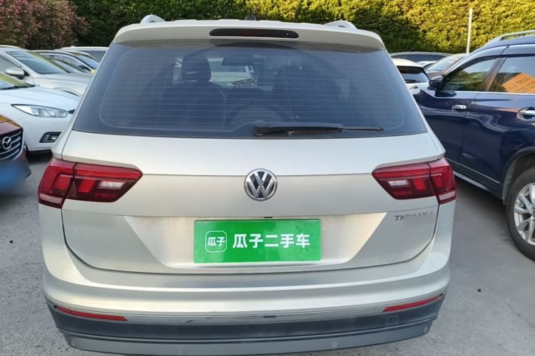 Used Volkswagen Tiguan L 2018 330TSI Automatic Two-Wheel Drive Luxury Edition Rear