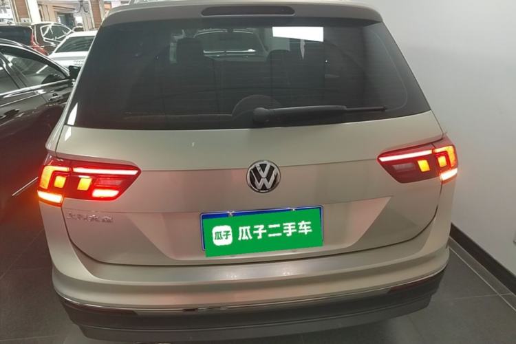 Used Volkswagen Tiguan L 2018 330TSI Automatic Two-Wheel Drive Luxury Edition Rear