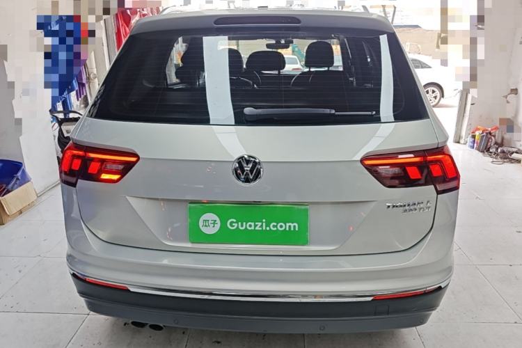Used Volkswagen Tiguan L 2018 330TSI Automatic Two-Wheel Drive Luxury Edition Rear
