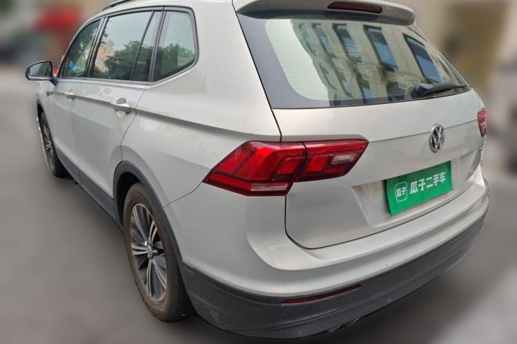 Used Volkswagen Tiguan L 2018 Revised Version 330TSI Automatic Two-Wheel Drive Trendy Edition Rear Left 45 Deg