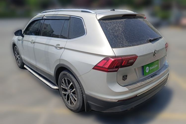 Used Volkswagen Tiguan L 2018 330TSI Automatic Two-Wheel Drive Luxury Edition Rear Left 45 Deg