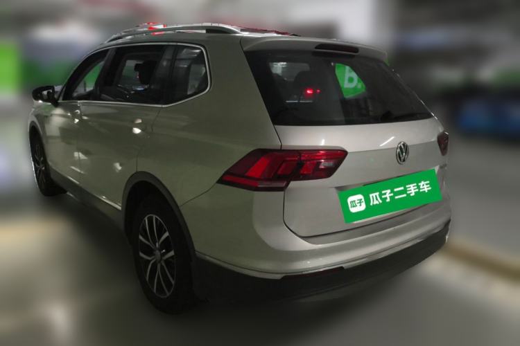 Used Volkswagen Tiguan L 2018 330TSI Automatic Two-Wheel Drive Luxury Edition Rear Left 45 Deg
