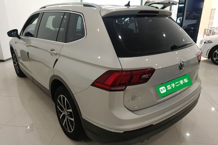 Used Volkswagen Tiguan L 2018 330TSI Automatic Two-Wheel Drive Luxury Edition Rear Left 45 Deg
