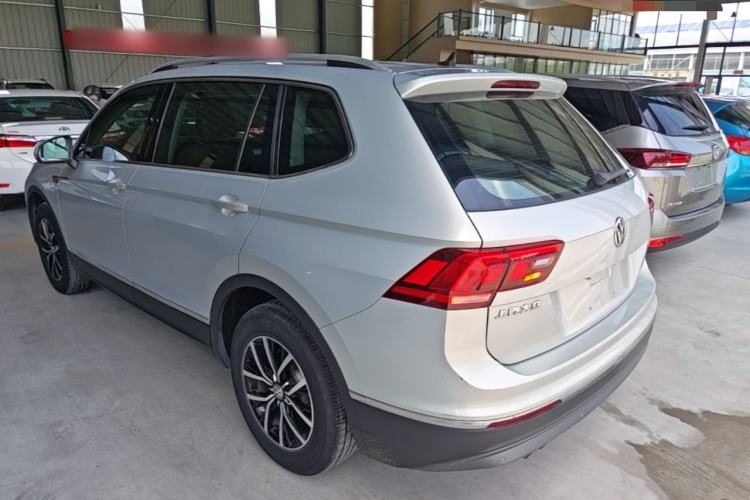 Used Volkswagen Tiguan L 2018 Revised Version 330TSI Automatic Two-Wheel Drive Comfort Edition Rear Left 45 Deg