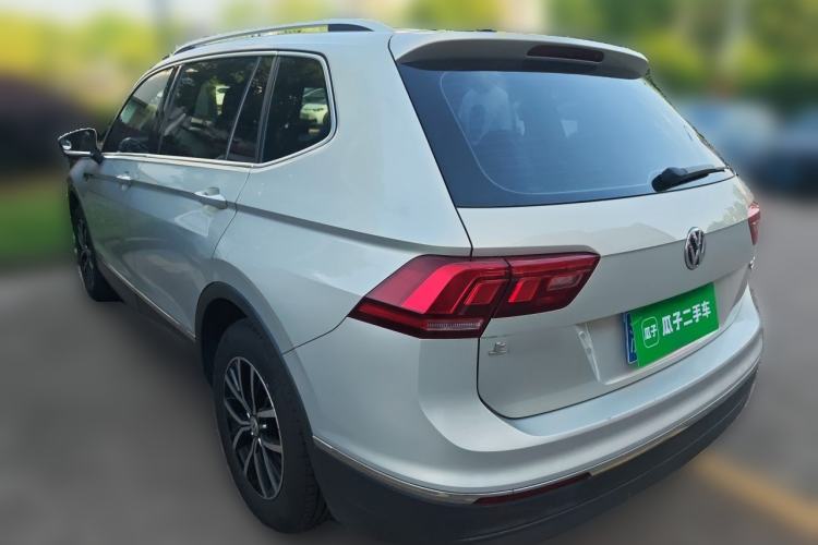 Used Volkswagen Tiguan L 2018 330TSI Automatic Two-Wheel Drive Comfort Edition Rear Left 45 Deg