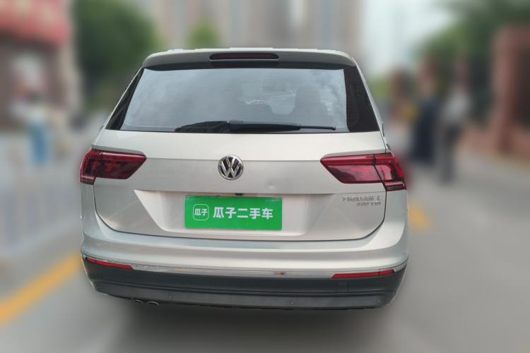 Used Volkswagen Tiguan L 2018 330TSI Automatic Two-Wheel Drive Flagship Edition Rear