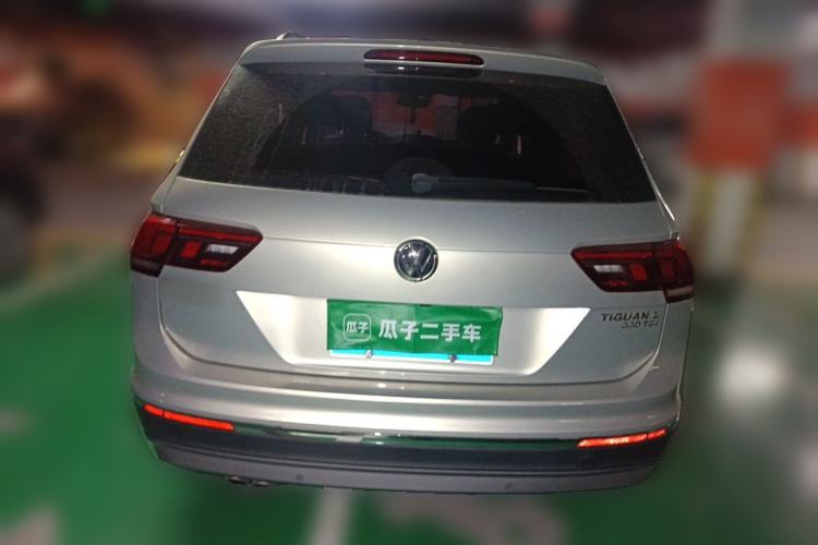 Used Volkswagen Tiguan L 2018 330TSI Automatic Two-Wheel Drive Luxury Edition Rear