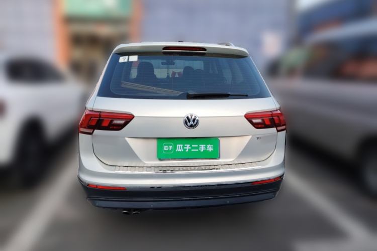 Used Volkswagen Tiguan L 2018 Facelift 330TSI Automatic Two-Wheel Drive Luxury Edition Rear
