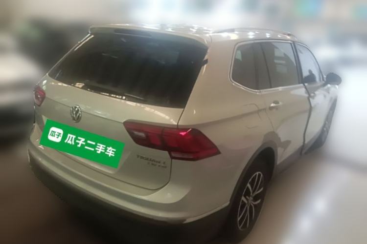 Used Volkswagen Tiguan L 2018 Revised Version 330TSI Automatic Two-Wheel Drive Comfort Edition Rear Right 45 Deg