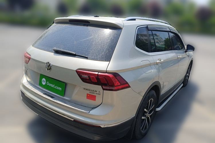 Used Volkswagen Tiguan L 2018 330TSI Automatic Two-Wheel Drive Luxury Edition Rear Right 45 Deg