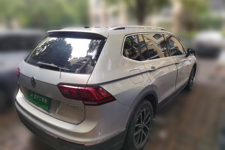 Used Volkswagen Tiguan L 2018 Facelift 330TSI Automatic Two-Wheel Drive Luxury Edition Rear Right 45 Deg