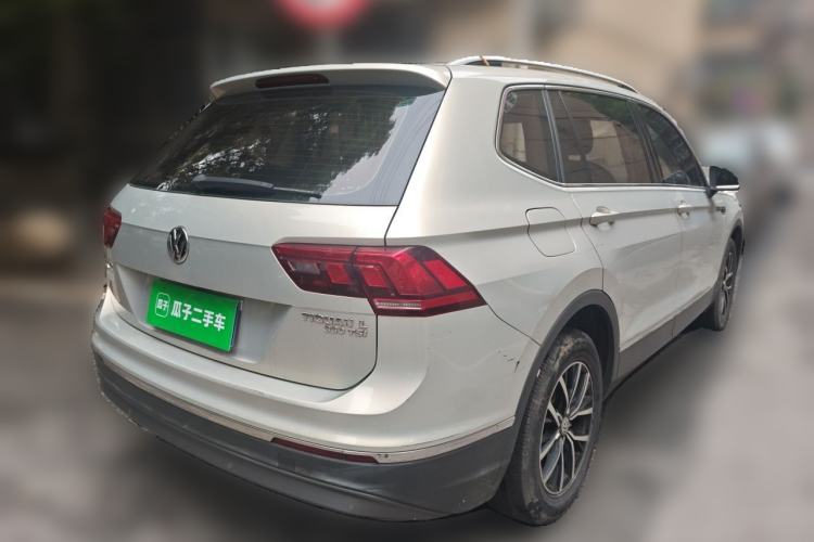 Used Volkswagen Tiguan L 2018 Revised Version 330TSI Automatic Two-Wheel Drive Comfort Edition Rear Right 45 Deg