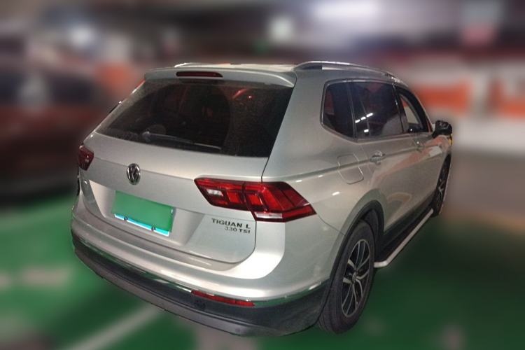 Used Volkswagen Tiguan L 2018 330TSI Automatic Two-Wheel Drive Luxury Edition Rear Right 45 Deg