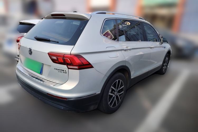 Used Volkswagen Tiguan L 2018 Facelift 330TSI Automatic Two-Wheel Drive Luxury Edition Rear Right 45 Deg
