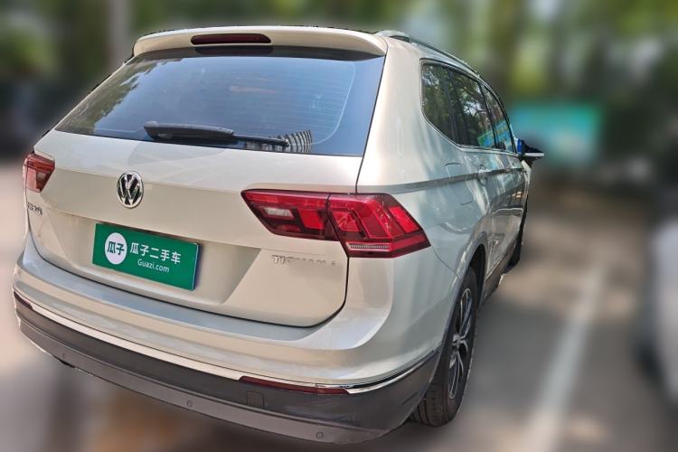 Used Volkswagen Tiguan L 2018 Facelift 330TSI Automatic Two-Wheel Drive Luxury Edition Rear Right 45 Deg