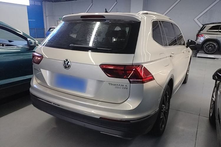 Used Volkswagen Tiguan L 2018 380TSI Automatic All-Wheel Drive Flagship Edition Rear Right 45 Deg