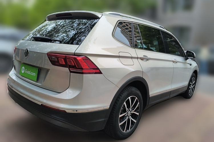 Used Volkswagen Tiguan L 2018 Facelift 330TSI Automatic Two-Wheel Drive Luxury Edition Rear Right 45 Deg