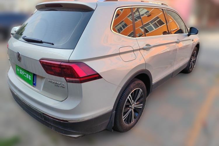 Used Volkswagen Tiguan L 2018 Revised Version 380TSI Automatic All-Wheel Drive Luxury Edition Rear Right 45 Deg