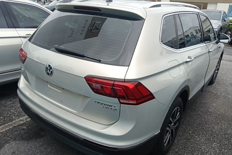 Used Volkswagen Tiguan L 2018 Revised Version 330TSI Automatic Two-Wheel Drive Comfort Edition Rear Right 45 Deg