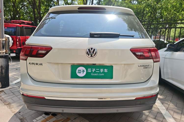 Used Volkswagen Tiguan L 2018 Facelift 330TSI Automatic Two-Wheel Drive Luxury Edition Rear