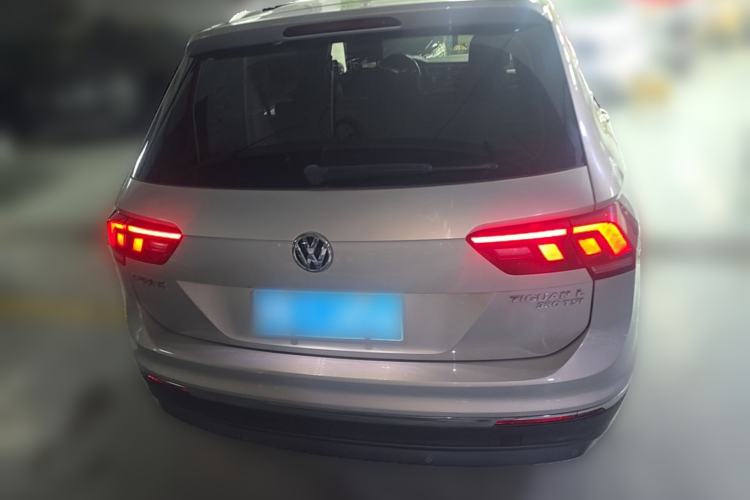 Used Volkswagen Tiguan L 2018 330TSI Automatic Two-Wheel Drive Luxury Edition Rear