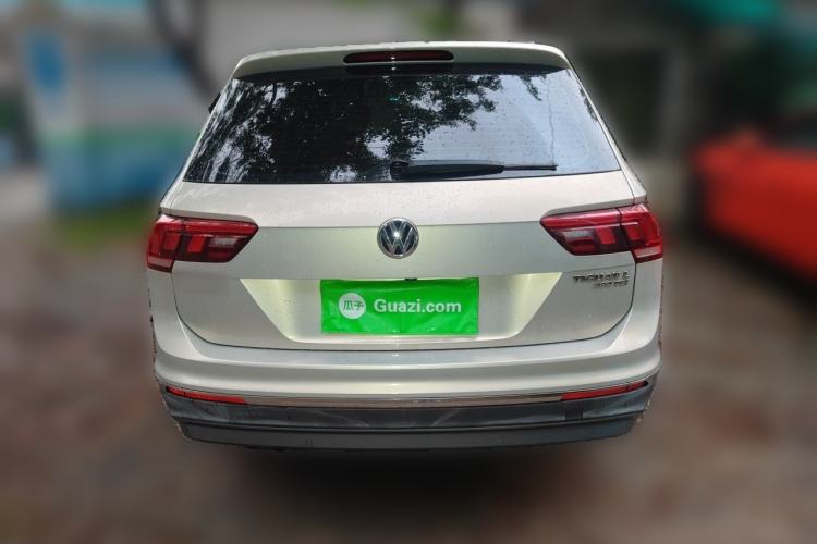 Used Volkswagen Tiguan L 2018 330TSI Automatic Two-Wheel Drive Luxury Edition Rear