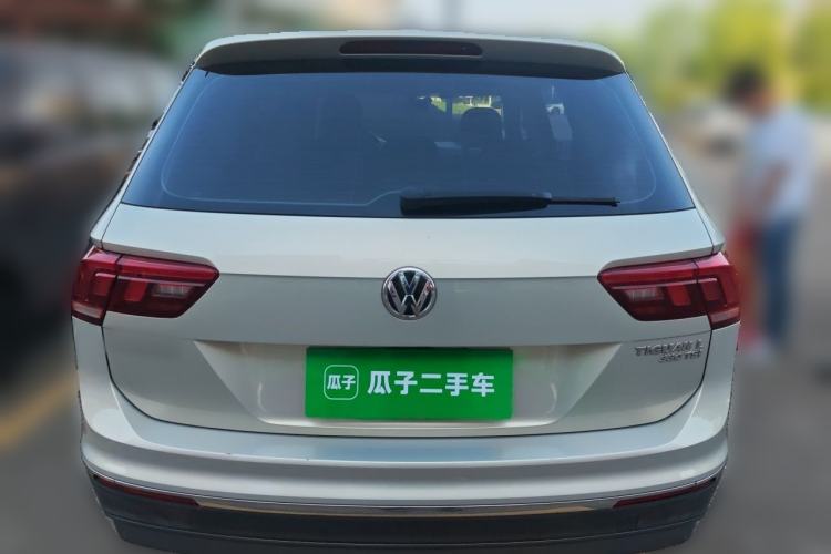 Used Volkswagen Tiguan L 2018 330TSI Automatic Two-Wheel Drive Comfort Edition Rear