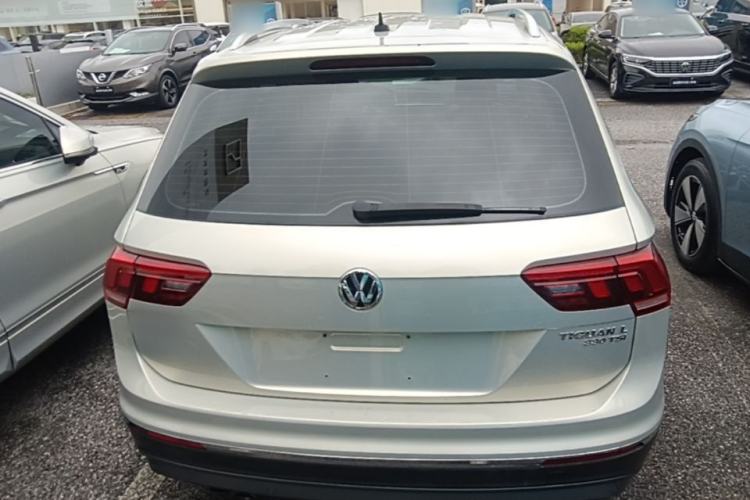 Used Volkswagen Tiguan L 2018 Revised Version 330TSI Automatic Two-Wheel Drive Comfort Edition Rear