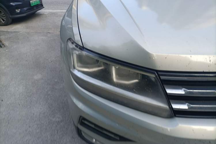 Used Volkswagen Tiguan L 2018 330TSI Automatic Two-Wheel Drive Luxury Edition Right Front Headlight