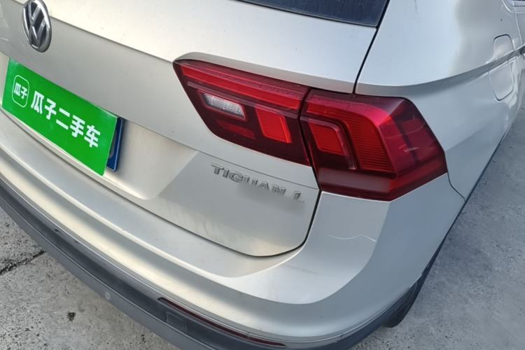 Used Volkswagen Tiguan L 2018 330TSI Automatic Two-Wheel Drive Luxury Edition Right Rear Taillight