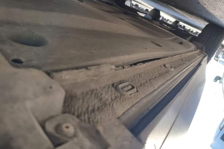 Used Volkswagen Tiguan L 2018 330TSI Automatic Two-Wheel Drive Flagship Edition Right Side Sill