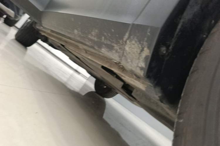 Used Volkswagen Tiguan L 2018 330TSI Automatic Two-Wheel Drive Luxury Edition Right Side Sill