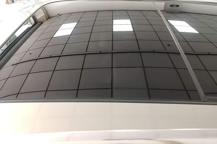 Used Volkswagen Tiguan L 2018 330TSI Automatic Two-Wheel Drive Luxury Edition Roof