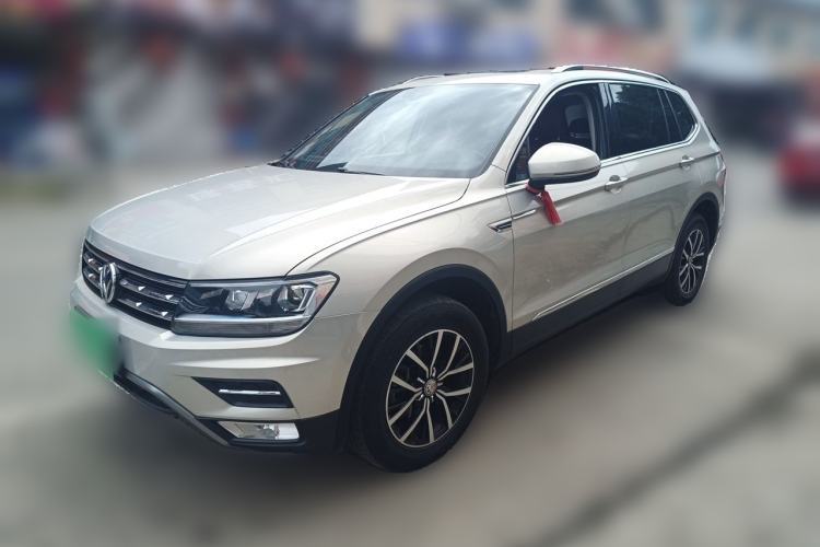 Used Volkswagen Tiguan L 2018 330TSI Automatic Two-Wheel Drive Luxury Edition Guazi used car, China used car export, Used car for sale, Used  cars, Cheapest cars for sale