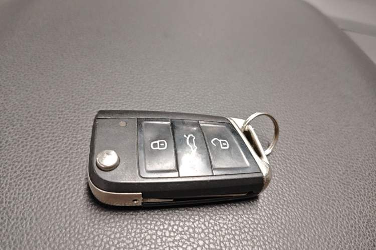 Used Volkswagen Tiguan L 2018 330TSI Automatic Two-Wheel Drive Flagship Edition Vehicle Key