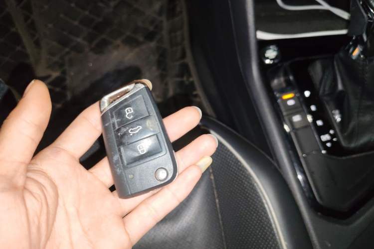 Used Volkswagen Tiguan L 2018 330TSI Automatic Two-Wheel Drive Flagship Edition Vehicle Key