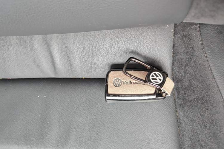 Used Volkswagen Tiguan L 2018 380TSI Automatic All-Wheel Drive Luxury Edition Vehicle Key