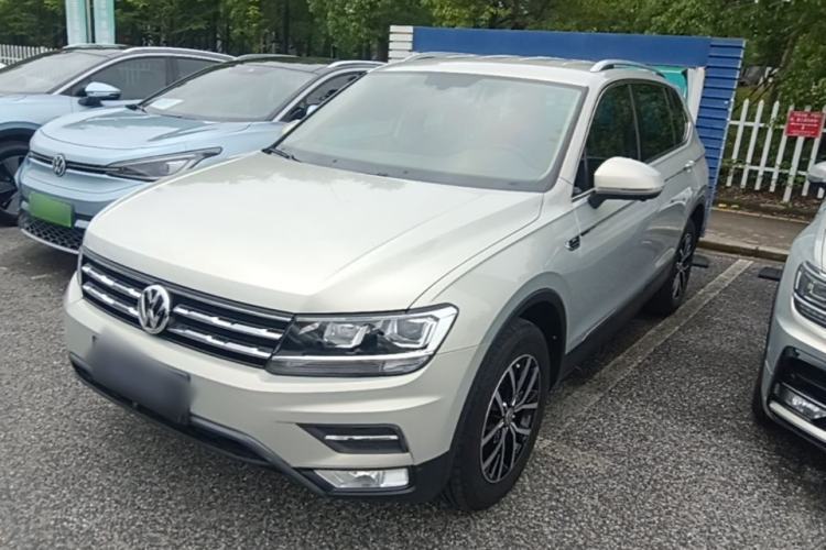 Used Volkswagen Tiguan L 2018 Revised Version 330TSI Automatic Two-Wheel Drive Comfort Edition Guazi used car, China used car export, Used car for sale, Used  cars, Cheapest cars for sale