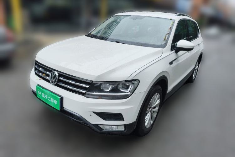 Used Volkswagen Tiguan L 2018 330TSI Automatic Two-Wheel Drive Luxury Edition Guazi used car, China used car export, Used car for sale, Used  cars, Cheapest cars for sale