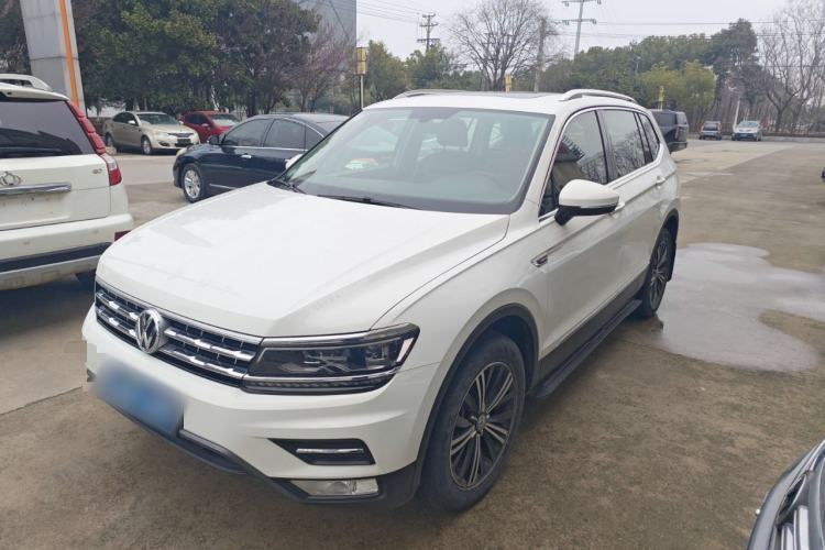 Used Volkswagen Tiguan L 2018 380TSI Automatic All-Wheel Drive Luxury Edition Guazi used car, China used car export, Used car for sale, Used  cars, Cheapest cars for sale